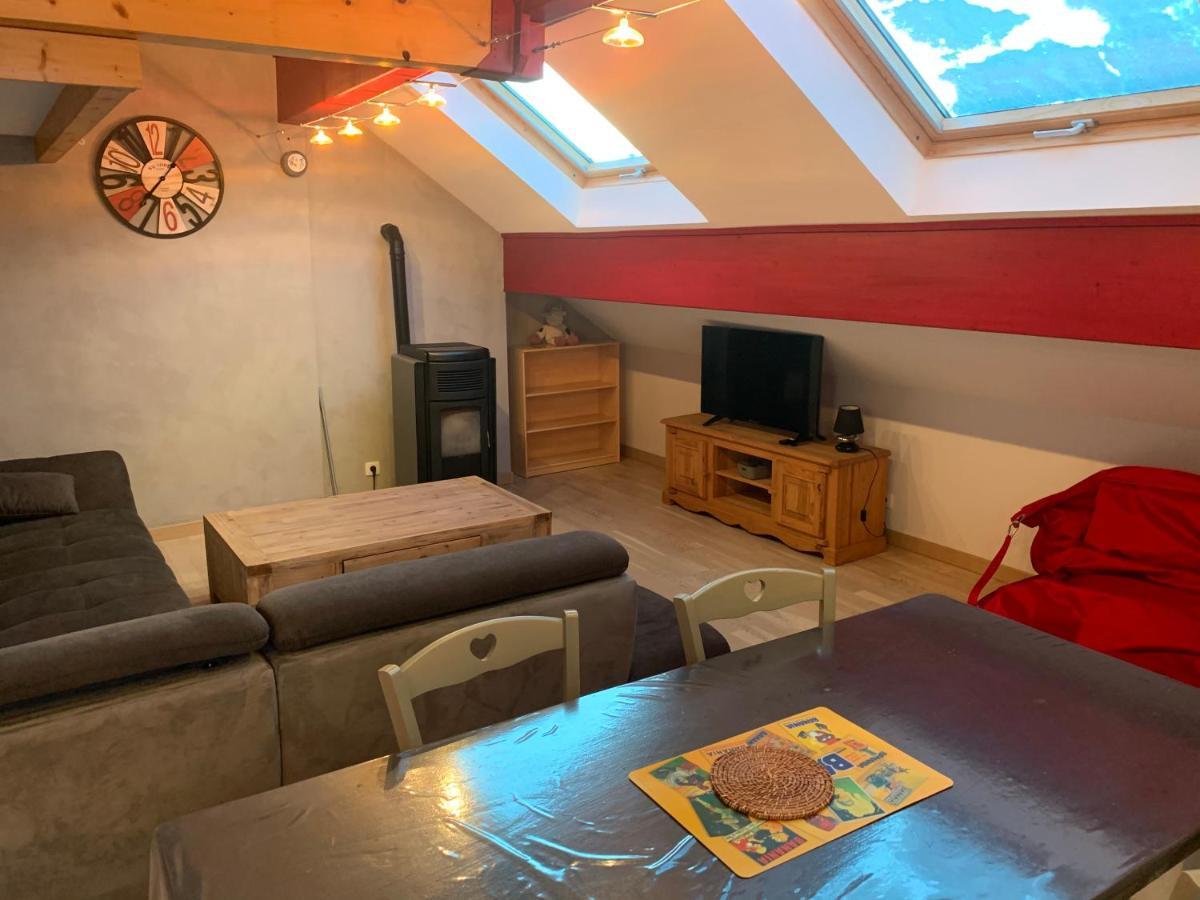 דירות Saint-Michel-de-Chaillol Loft Sur Les Montagnes מראה חיצוני תמונה